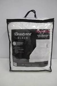 lot 14 image: Beautyrest Black Queen Size Mattress Pad Total Protection.