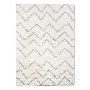 lot 87 image: Pillowfort Chevron Shag Area Rug - Cream - 48 x 66