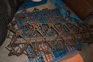 lot 3 image: Heavy Duty Harrow Drag