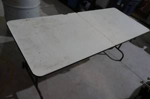 lot 110 image: Folding Table