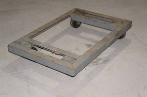 lot 125 image: Metal Utility Dolly