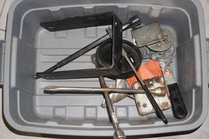 lot 145 image: Come Along, Automotive Spare Tire Tools