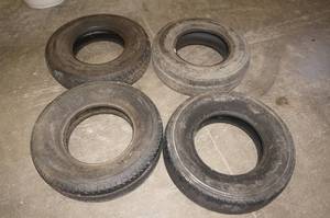 lot 163 image: 4 Tires - 16