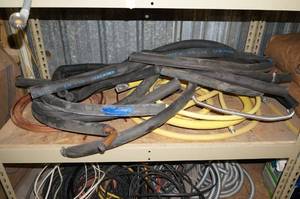 lot 216 image: Contents of Shelf - Insulators, Tubing