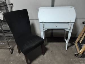 lot 1 image: Vintage Painted Drop Front, Writing  Desk 32x18x3x9 With Black Parsons Chair