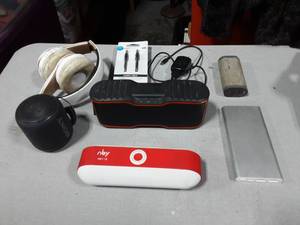 lot 52 image: Blue Tooth Speakers, Head Phones, Portable Battery Packs