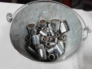 lot 57 image: Assorted Craftsman Sockets In Corona Beer Bucket