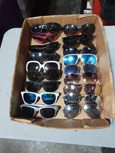 lot 59 image: 19 Pair Of Fashion Sunglasses