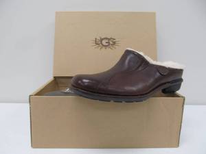 lot 90 image: Brand New UGG Langford Mules Brown Leather Clogs - Size 9