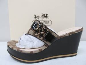 lot 94 image: Brand New COACH Thong Gypsy Wedge Sandals - Khaki - Size 8.5