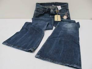 lot 107 image: Brand New LUCKY BRAND Sweet Dream Jeans - Size 26 Reg