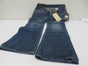 lot 110 image: Brand New LUCKY BRAND Sweet Dream Flare Jeans - Size 27 Reg