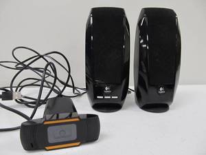 lot 139 image: New Webcam & 2 Logitech Computer Speakers
