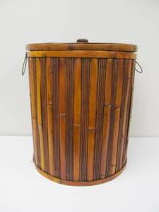 lot 143 image: Large Lidded Bamboo Hamper - 23 Tall