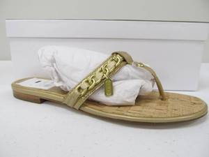 lot 160 image: Brand New COACH Rizzo Crinkle Patent Thong Sandals - Gold - Size 8.5