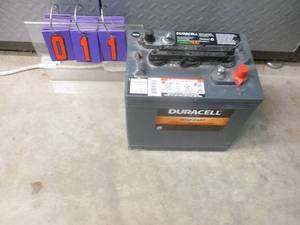 Duracell 6 volt golf cart battery. Lightly used. Has charge. As shown.