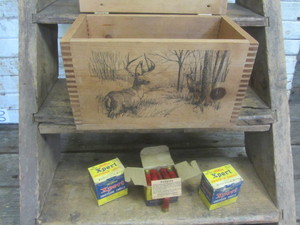 lot 14 image: Dovetail Box, 20ga Shells