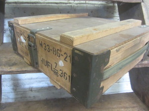 lot 73 image: Cold War Ammo Box
