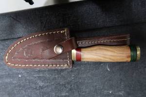 lot 58 image: DAMASCUS STEEL KNIFE