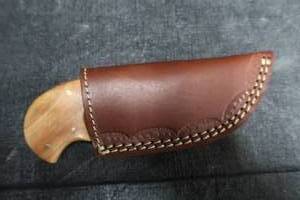 lot 62 image: DAMASCUS STEEL KNIFE