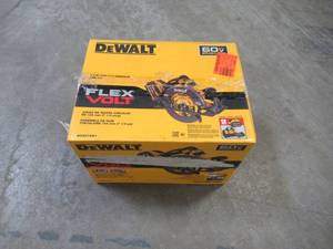 lot 11 image: DEWALT FLEXVOLT 60-Volt MAX Cordless Brushless 7-14 in. Circular Saw with Brake DCS578X1