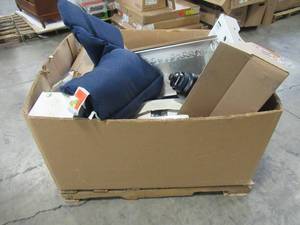 lot 309 image: WHOLESALE MIXED PALLET OF MISCELLANEOUS HOUSEWARES AND HOME DECOR