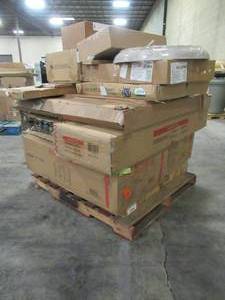 lot 323 image: WHOLESALE MIXED PALLET OF MISCELLANEOUS INDOOR FURNITURE AND HOME DECOR