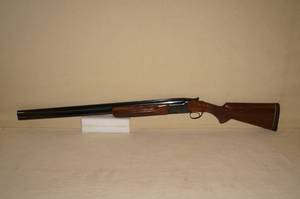 lot 14 image: Browning Citori 12 Gauge OverUnder Shotgun