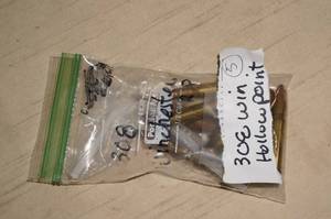 lot 69 image: 5 Rounds of .308 Win HP Ammo - 3 Rounds of .308 Green Tip