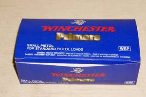 lot 101 image: 999 Winchester Small Pistol Primers