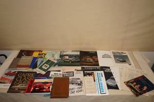 lot 46 image: Vintage Vehicle Brochures and Manuals
