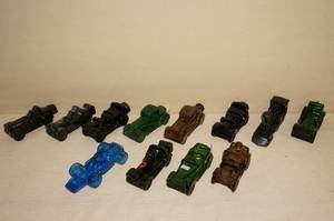 lot 24 image: Avon Vehicle Collectors Bottles - Indy Car, Train