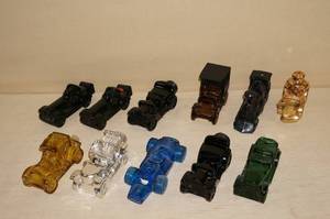 lot 29 image: Avon Vehicle Collectors Bottles, Trains, Race Car