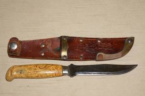 lot 102 image: Vintage Frost Cutlery Rostfrei Fixed Blade Knife - Fancy Wood Handle