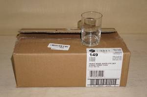 lot 141 image: 8 Heavy Base Juice Glasses