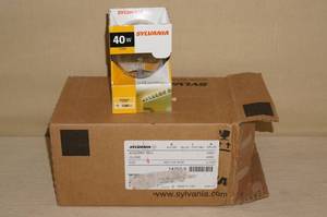lot 148 image: Sylvania 40w Light Bulbs
