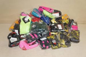 lot 150 image: NEW Socks - Mostly Red Lion