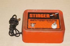 lot 164 image: Stinger Electric Fence Power Supply