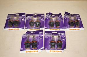 lot 175 image: Sylvania 9007 Headlights