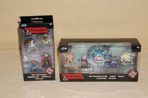 lot 103 image: 2 Dungeons and Dragons Figure Sets