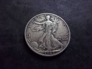 1942 D Walker Half Dollar