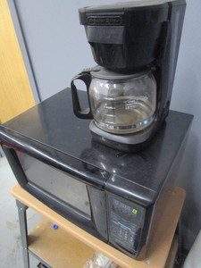 lot 238 image: SMALL APPLIANCES