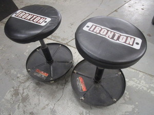 lot 251 image: IRONTON ROLLER SEATS