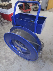 lot 268 image: U-LINE STRAPPING BANDING MACHINE WITH ACCESSORIES