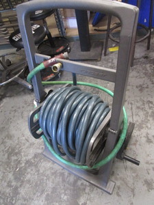 lot 269 image: HOSE REEL WITH HOSE