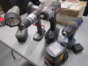 lot 277 image: BATTERY OPERATED POWER TOOLS
