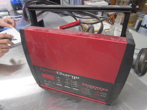 lot 283 image: SPEED CHARGE BATTERY CHARGER