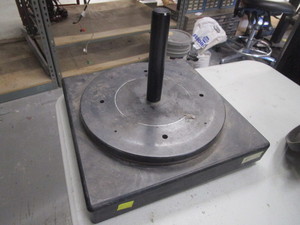 lot 291 image: CUSTOM MADE WIRE REEL TURNTABLE