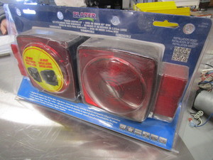 lot 293 image: TRAILER LIGHTING KIT - NEW