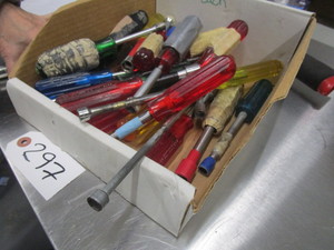 lot 297 image: BOX OF SOCKET DRIVERS